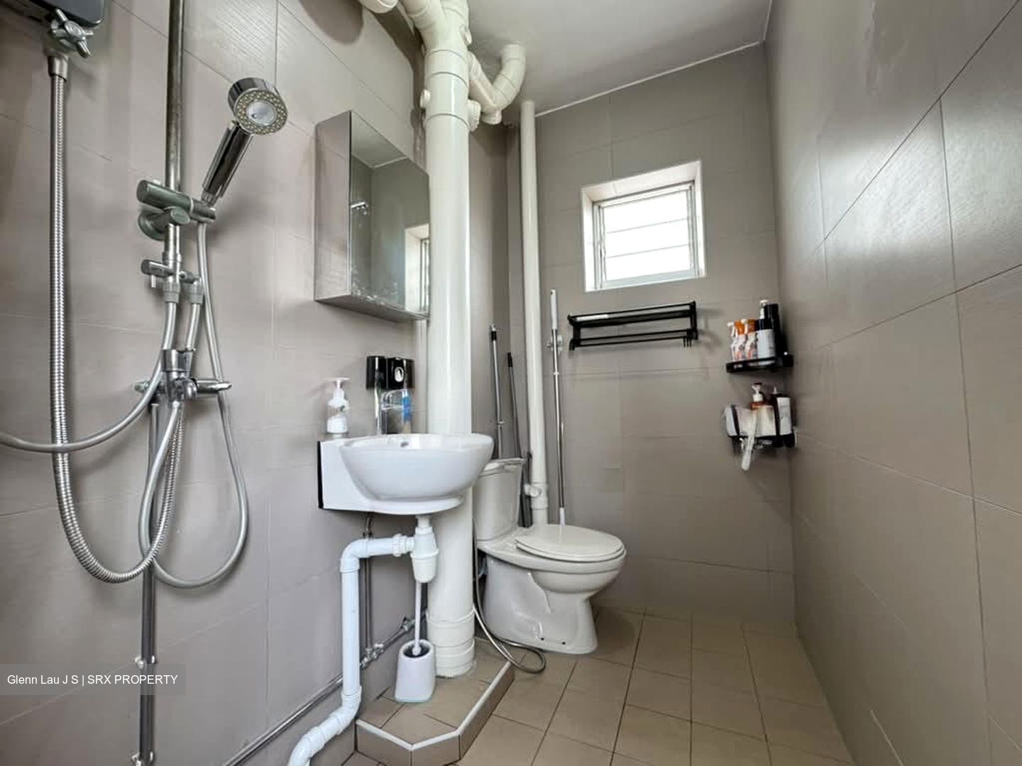 Blk 411 Bukit Batok West Avenue 4 (Bukit Batok), HDB 4 Rooms #580305261